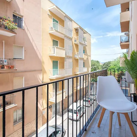 Sardinia Re - Parkside Apartman *