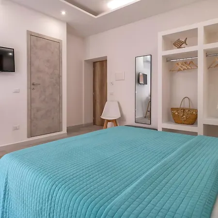 Sardinia Re - Parkside Apartman